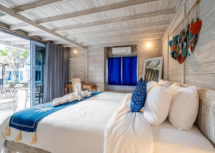 Mesari Hut7 - Just 3 Minutes Walk To The - La Plancha * Seminyak